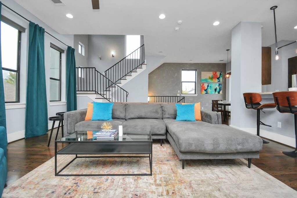 Skyline Views - Sleeps 10 Home Near Downtown Houston Kültér fotó