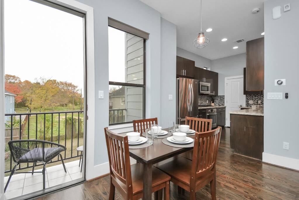 Skyline Views - Sleeps 10 Home Near Downtown Houston Kültér fotó
